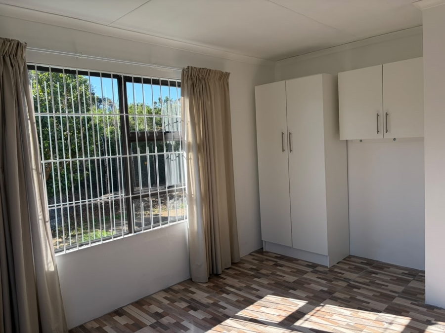 2 Bedroom Property for Sale in Bathurst Eastern Cape